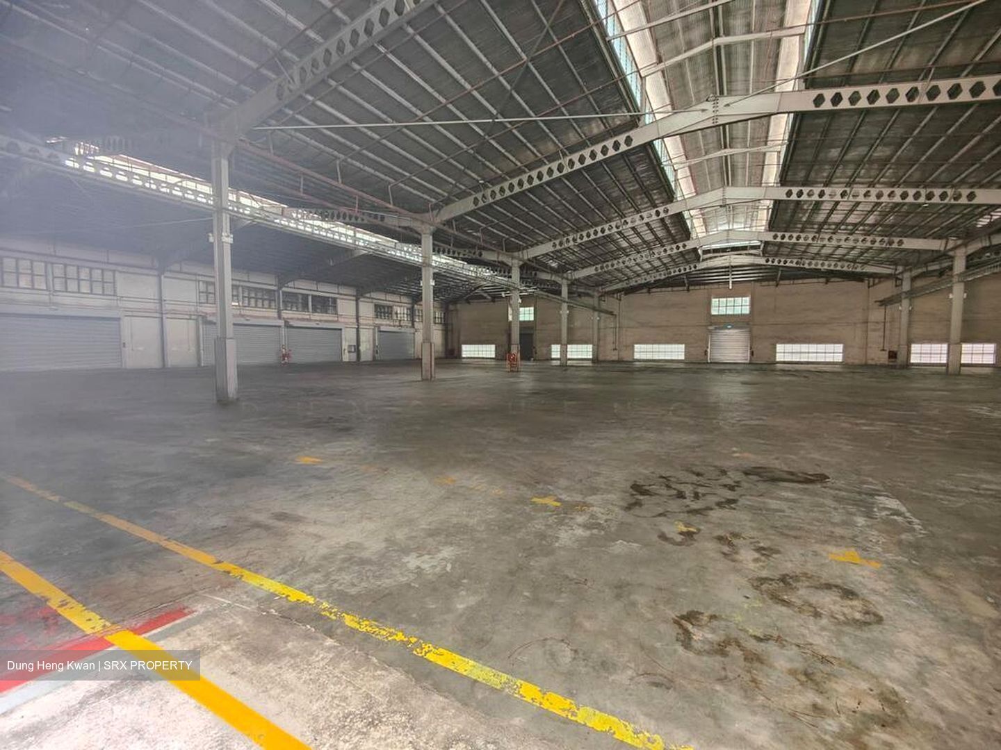 Penjuru Road (D22), Warehouse #518902201